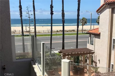 1400 Pacific Coast #305, Huntington Beach, CA 92648