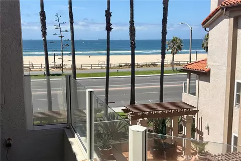 1400 Pacific Coast #305, Huntington Beach, CA 92648