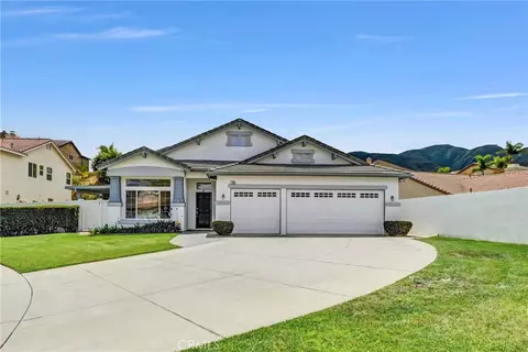 736 Rembrandt, Corona, CA 92882