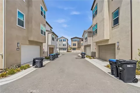 Exterior - 208 Yerba, Irvine, CA 92618 photo 2 of 5