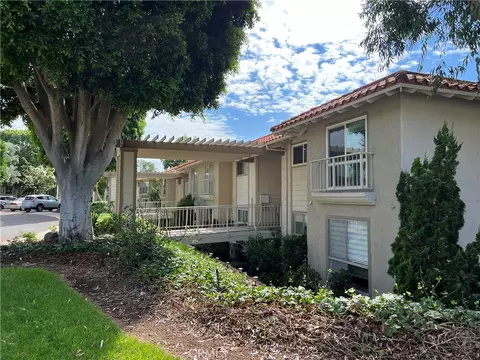3273 San Amadeo #D, Laguna Woods, CA 92637