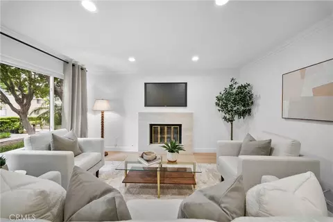 26316 W Grove Cir #70, Lake Forest, CA 92630