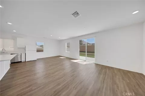 Living - 7560 Citrusmoon Ct, Riverside, CA 92507 photo 1 of 7