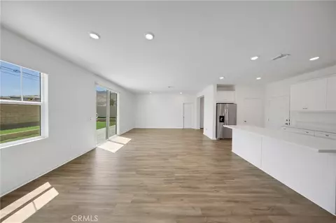 Living - 7560 Citrusmoon Ct, Riverside, CA 92507 photo 6 of 7