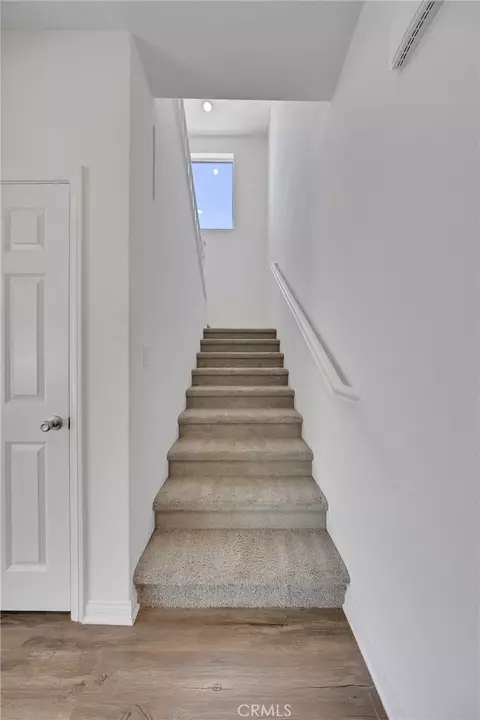 Entry Way - 7560 Citrusmoon Ct, Riverside, CA 92507 photo 10 of 12