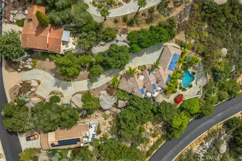 View/Area - 28521 Gladstone Ct, Escondido, CA 92026 photo 4 of 8