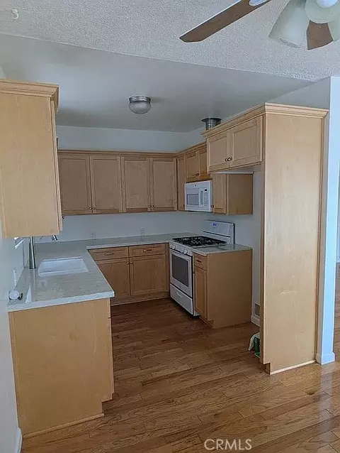 Kitchen - 431 Java St, Morro Bay, CA 93442 photo 3 of 4