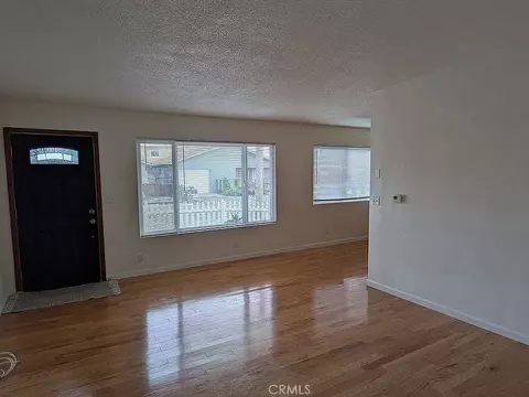 Living - 431 Java St, Morro Bay, CA 93442 photo 2 of 3