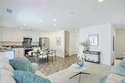 7486 Olive Grv, Riverside, CA 92507 photo 2
