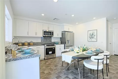 7486 Olive Grv, Riverside, CA 92507 photo 15