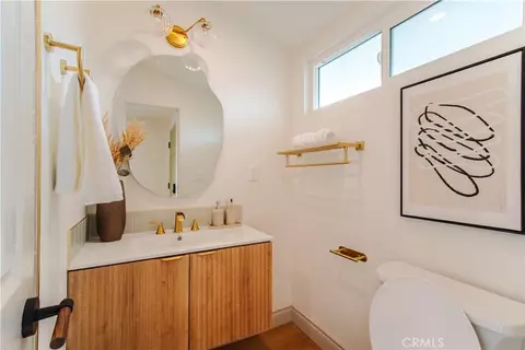 Bath - 236 Mission Dr, Fullerton, CA 92831 photo 4 of 5
