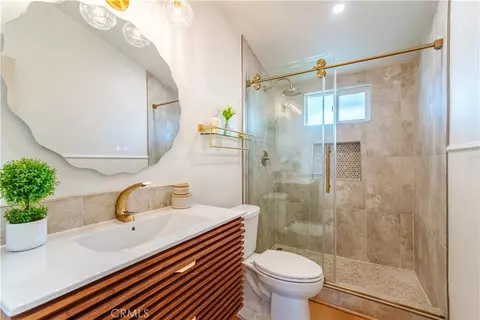 Bath - 236 Mission Dr, Fullerton, CA 92831 photo 3 of 5