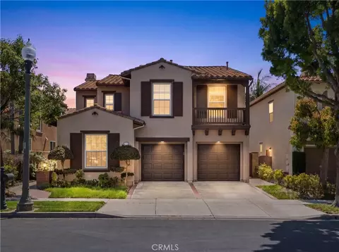 31 Dinuba, Irvine, CA 92602