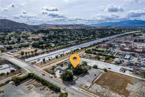 View/Area - 1652 4th, Norco, CA 92860 photo 13 of 16