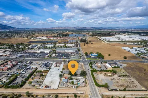 View/Area - 1652 4th, Norco, CA 92860 photo 9 of 16