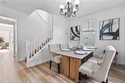 Dining - 46 Arborside, Irvine, CA 92603 photo 2 of 4