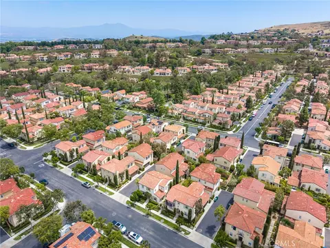 View/Area - 46 Arborside, Irvine, CA 92603 photo 12 of 15