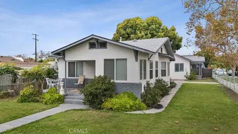 1301 W 60th Pl, Los Angeles, CA 90044