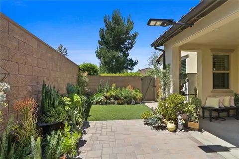 10902 Flora Park Way, Cypress, CA 90720 photo 24