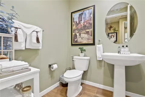 10902 Flora Park Way, Cypress, CA 90720 photo 15