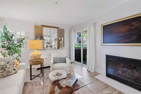 Living - 32 Corniche #D, Dana Point, CA 92629 photo 2 of 4