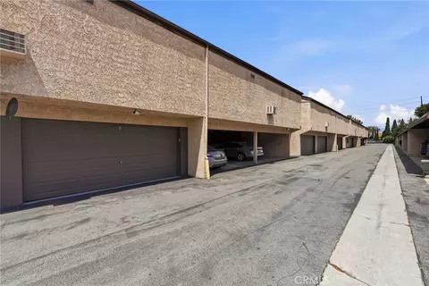 Exterior - 7890 E Spring St #2L, Long Beach, CA 90815 photo 1 of 5