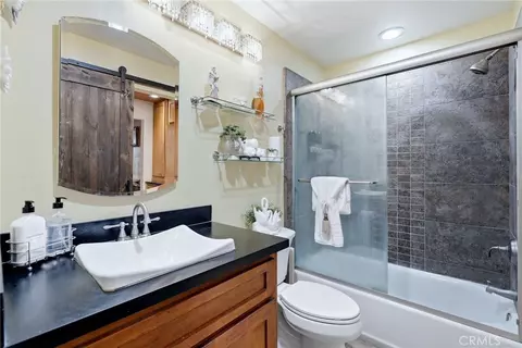 Bath - 7890 E Spring St #2L, Long Beach, CA 90815 photo 1 of 1
