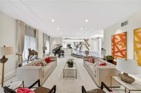 Living - 931 Hampton, Arcadia, CA 91006 photo 3 of 7
