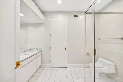 Bath - 931 Hampton, Arcadia, CA 91006 photo 1 of 8