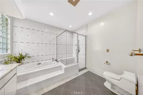 Bath - 931 Hampton, Arcadia, CA 91006 photo 6 of 8