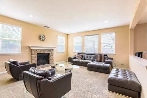 Living - 6877 Thistle St, Eastvale, CA 92880 photo 3 of 4