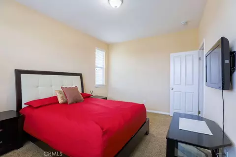 Bedroom - 6877 Thistle St, Eastvale, CA 92880 photo 6 of 13