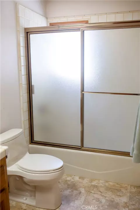Bath - 3415 Caballo, Fallbrook, CA 92028 photo 1 of 2