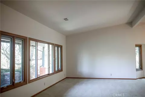 Living - 3415 Caballo, Fallbrook, CA 92028 photo 5 of 9