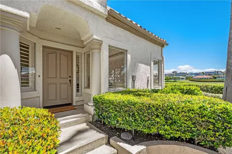 58 Tennis Villas Dr, Dana Point, CA 92629