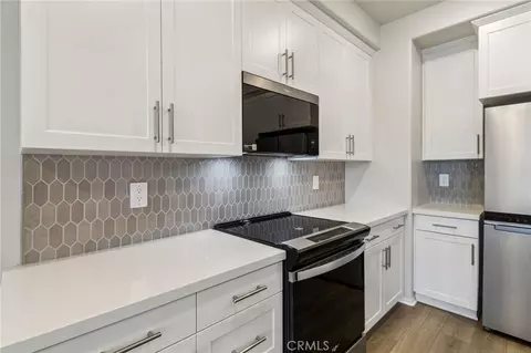 Kitchen - 4893 Merida Way, Oceanside, CA 92057 photo 4 of 4