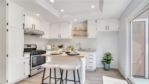 178 Monroe, Irvine, CA 92620