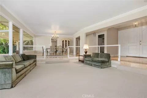 Living - 2086 Playa Rd, Carlsbad, CA 92009 photo 1 of 2