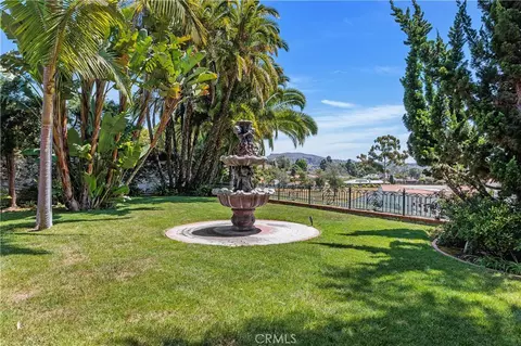 Exterior - 2086 Playa Rd, Carlsbad, CA 92009 photo 7 of 13