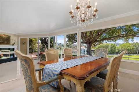 2086 Playa Rd, Carlsbad, CA 92009