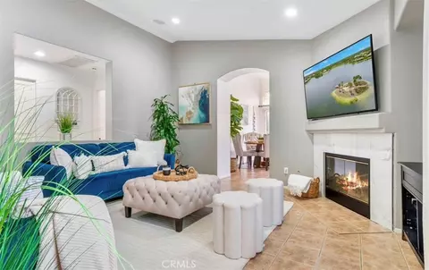 16366 W Sun Cyn, Riverside, CA 92503