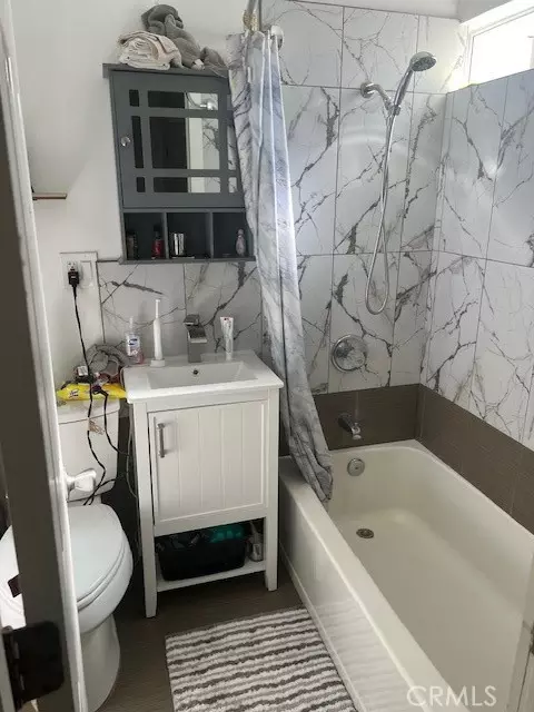 1042 E Broadway, Long Beach, CA 90802 photo 10