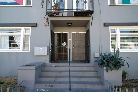 1042 E Broadway, Long Beach, CA 90802 photo 4