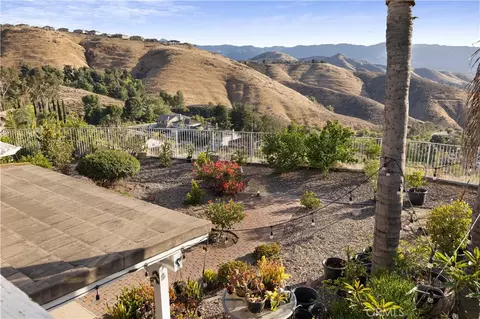 Exterior - 16275 Crescent Moon Ct, Riverside, CA 92503 photo 16 of 26