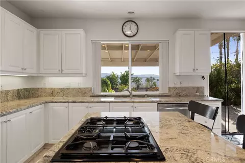 Kitchen - 16275 Crescent Moon Ct, Riverside, CA 92503 photo 2 of 5