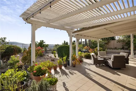Exterior - 16275 Crescent Moon Ct, Riverside, CA 92503 photo 12 of 26