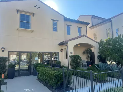 221 Canterbury, Irvine, CA 92618