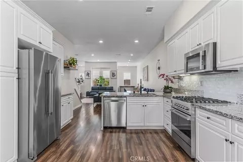 135 Neptune, Irvine, CA 92618