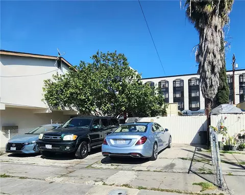 1230 N Saint Marys Ct, Long Beach, CA 90813