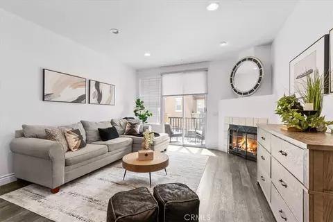 4 Harvest Pt, Aliso Viejo, CA 92656